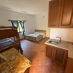 Guest house Bluestone