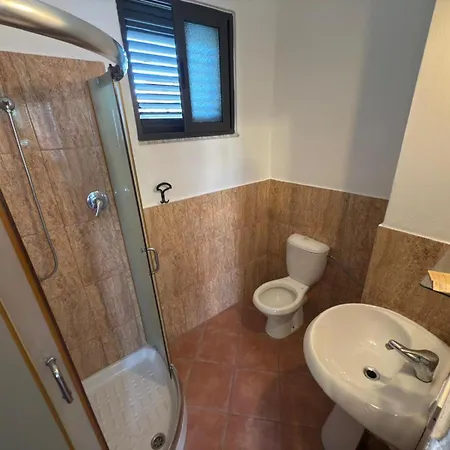 Pensjonat Bluestone Durrës