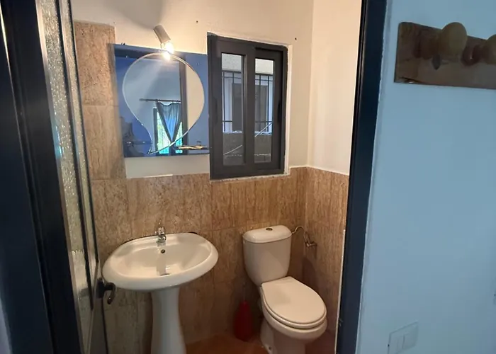 招待所 Bluestone *