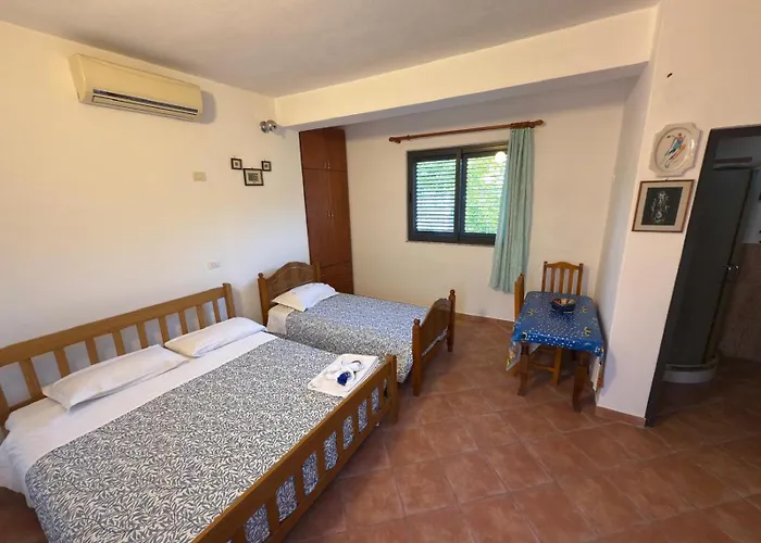 Bluestone 招待所 *